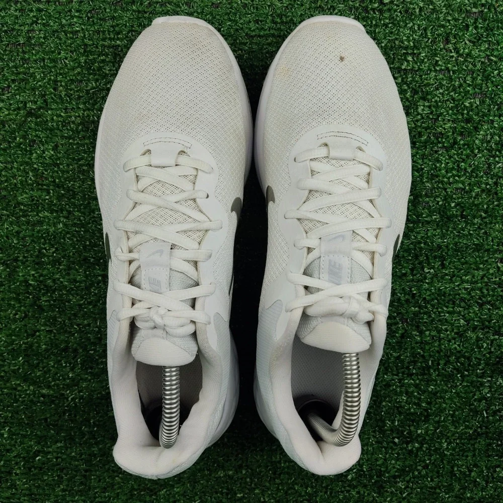 Nike Running Shoes Womens 10 White Revolution 6 Next Nature DC3729-101 Athletic